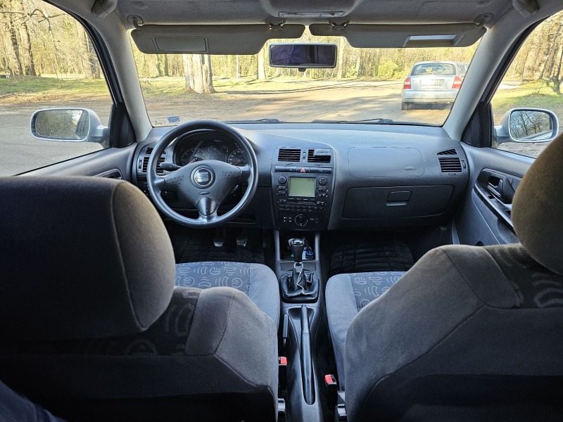 Seat Ibiza 1.4 газ/бензин, снимка 8 - Автомобили и джипове - 46174923