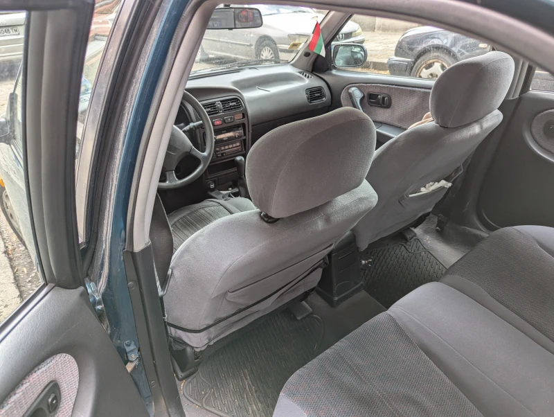 Nissan Primera, снимка 4 - Автомобили и джипове - 47665721