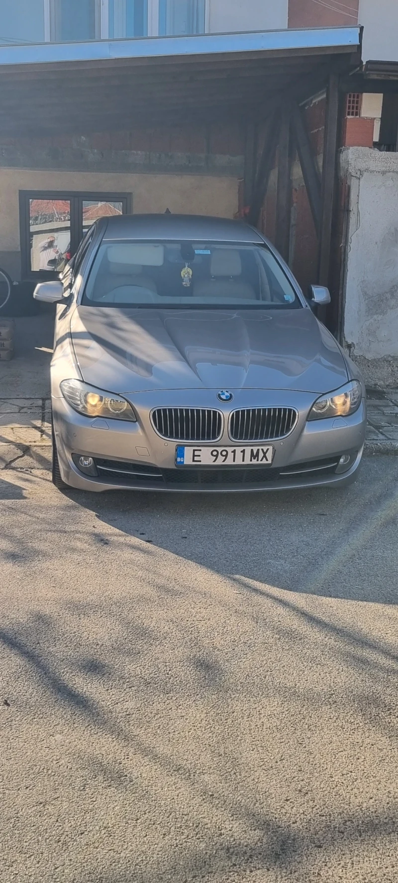 BMW 520, снимка 5 - Автомобили и джипове - 48460061