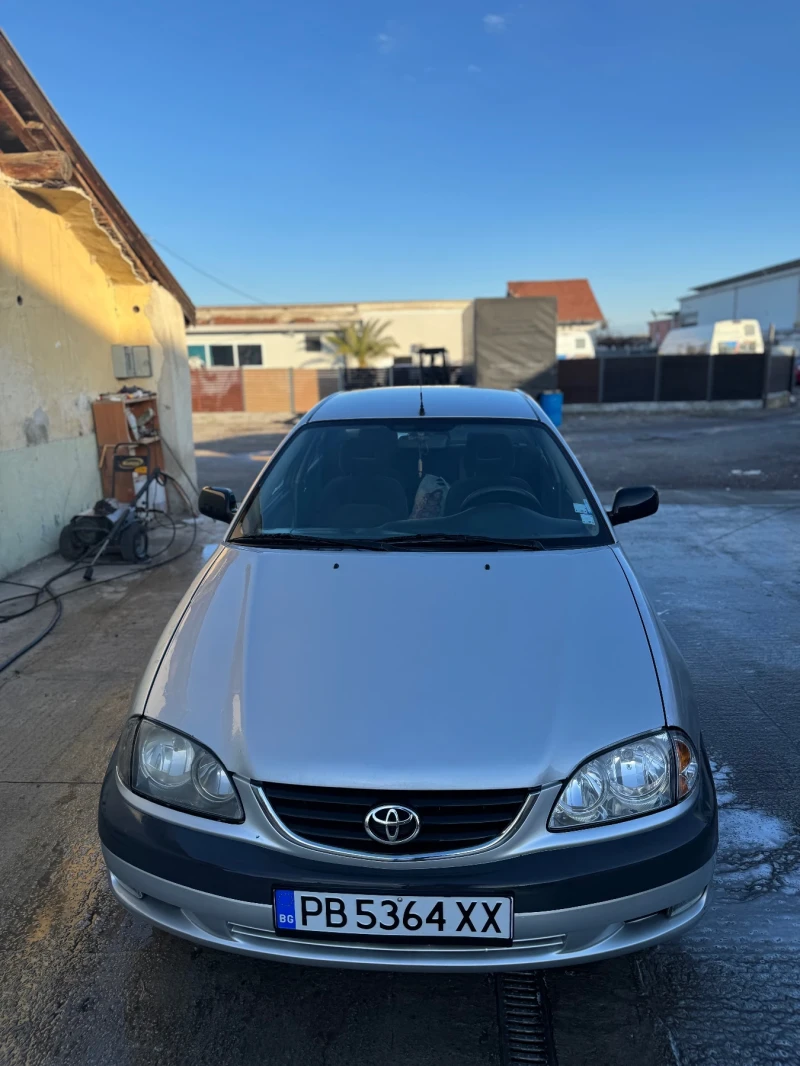 Toyota Avensis Vvt-i, снимка 1 - Автомобили и джипове - 48738189