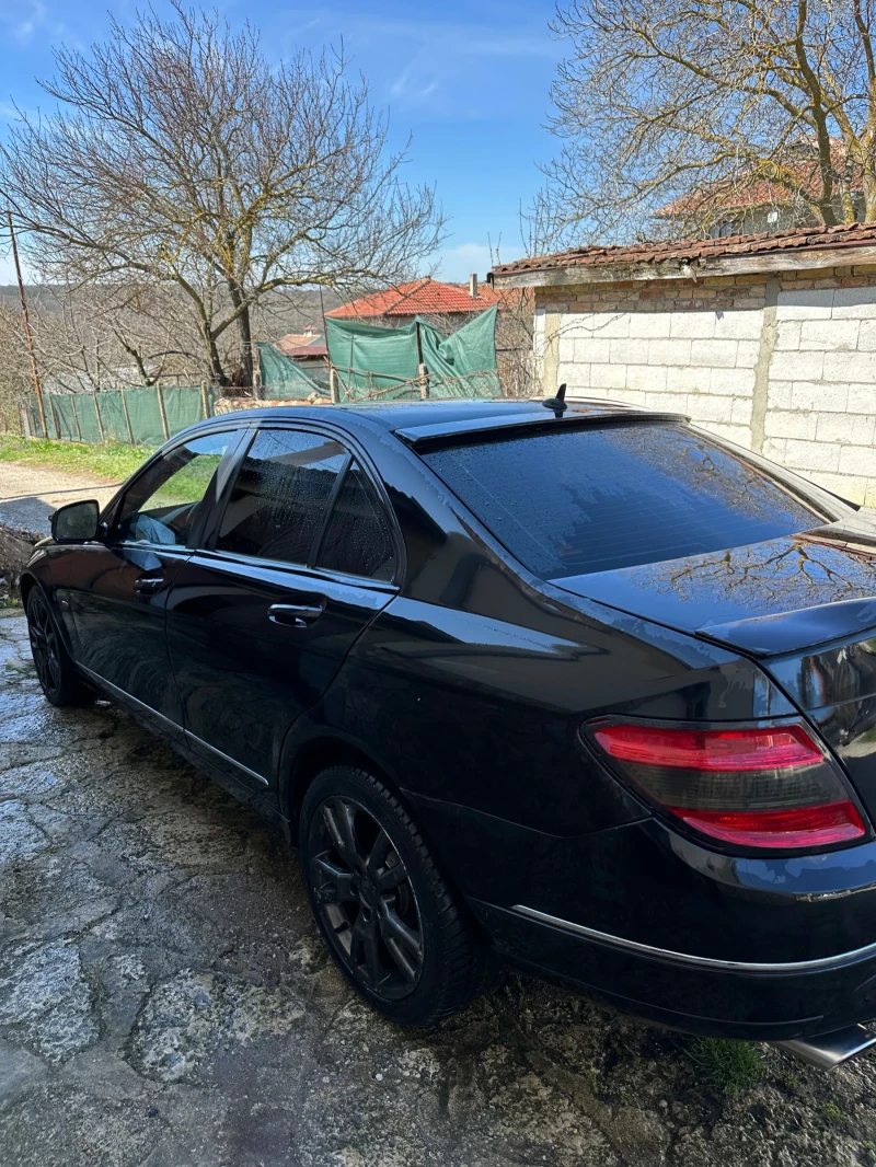 Mercedes-Benz C 220, снимка 3 - Автомобили и джипове - 49594126