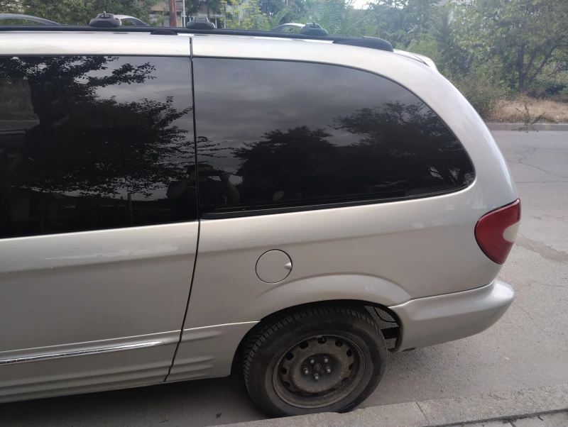 Chrysler Gr.voyager Limited AWD, снимка 3 - Автомобили и джипове - 52588495