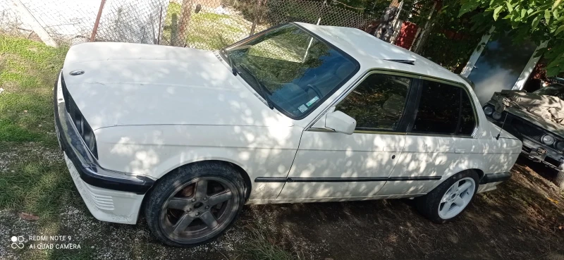 BMW 318 i, снимка 14 - Автомобили и джипове - 51997208
