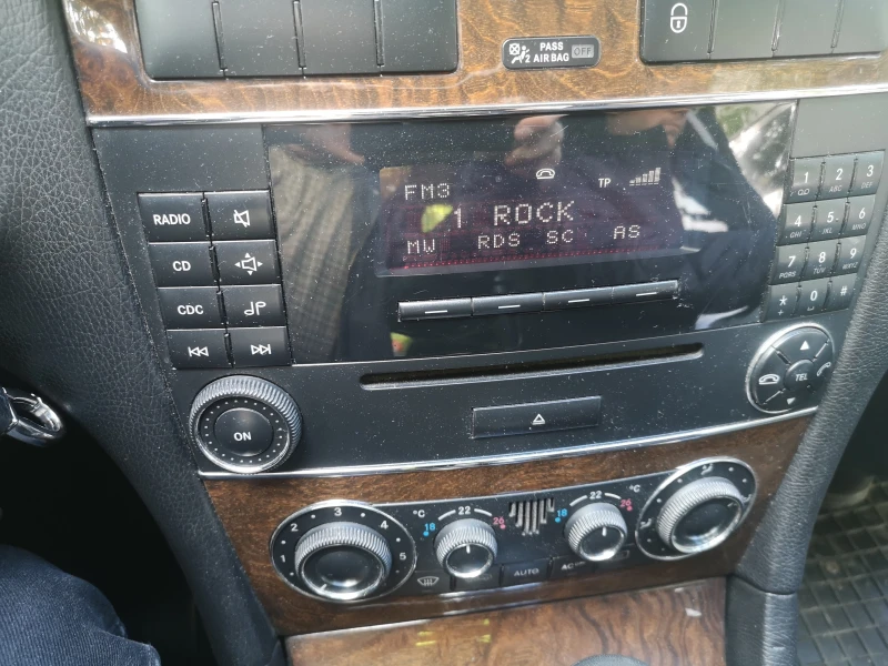 Mercedes-Benz C 220 T-mod, снимка 14 - Автомобили и джипове - 52431644