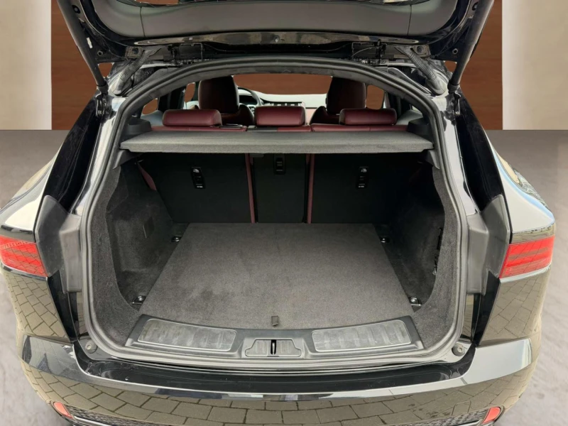 Jaguar E-pace 2.0, снимка 10 - Автомобили и джипове - 53258409