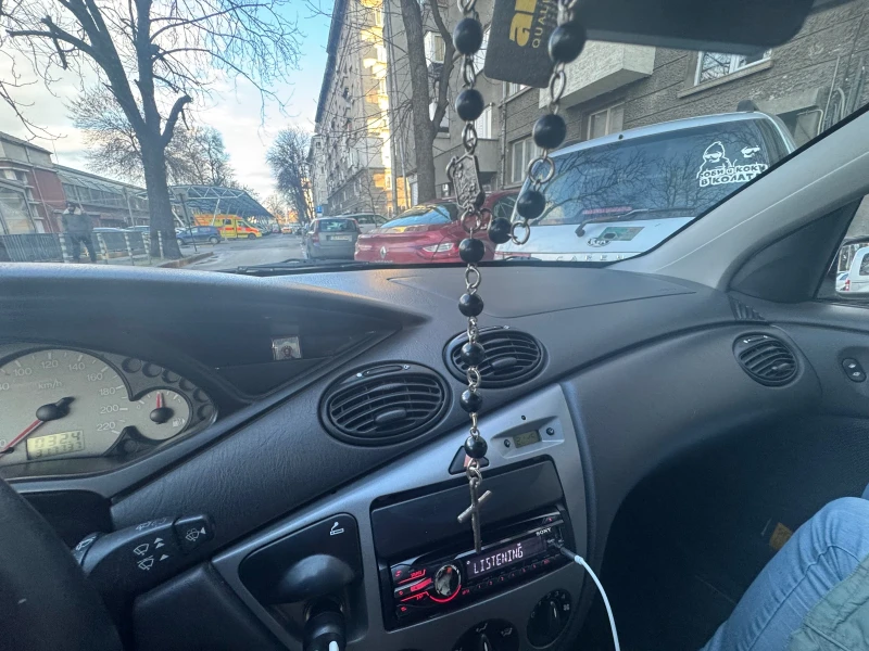 Ford Focus Ghia mk1, снимка 13 - Автомобили и джипове - 53418395