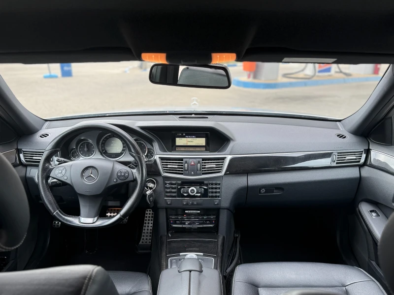 Mercedes-Benz E 350 AMG/ЗАДНО , снимка 10 - Автомобили и джипове - 53508592