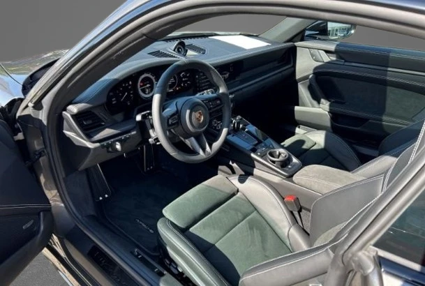 Porsche 911 4 GTS = Black Pack = Гаранция - изображение 4
