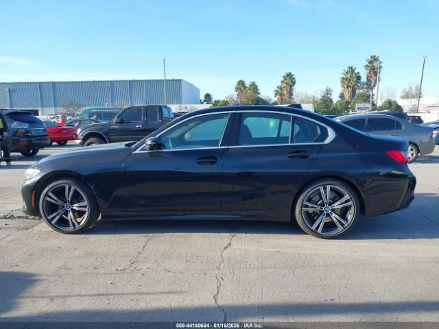 BMW 330 * Камера* м.Точки* Асистенти* Digital Key* , снимка 4 - Автомобили и джипове - 53207242