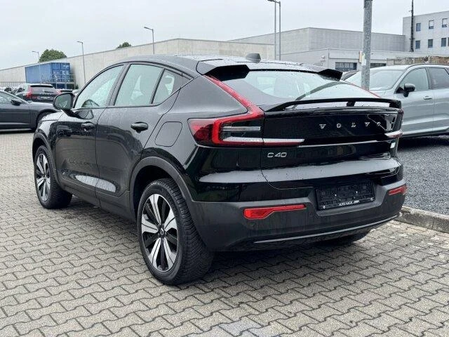 Volvo C40 Core, термопомпа, гаранция , снимка 4 - Автомобили и джипове - 54639538