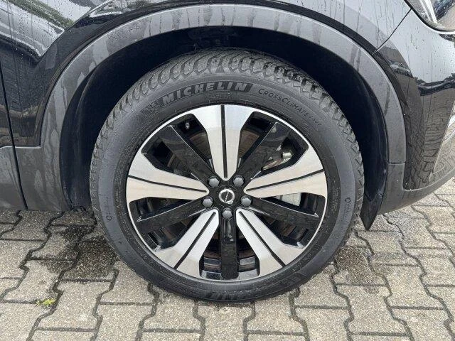 Volvo C40 Core, термопомпа, гаранция , снимка 16 - Автомобили и джипове - 54639538