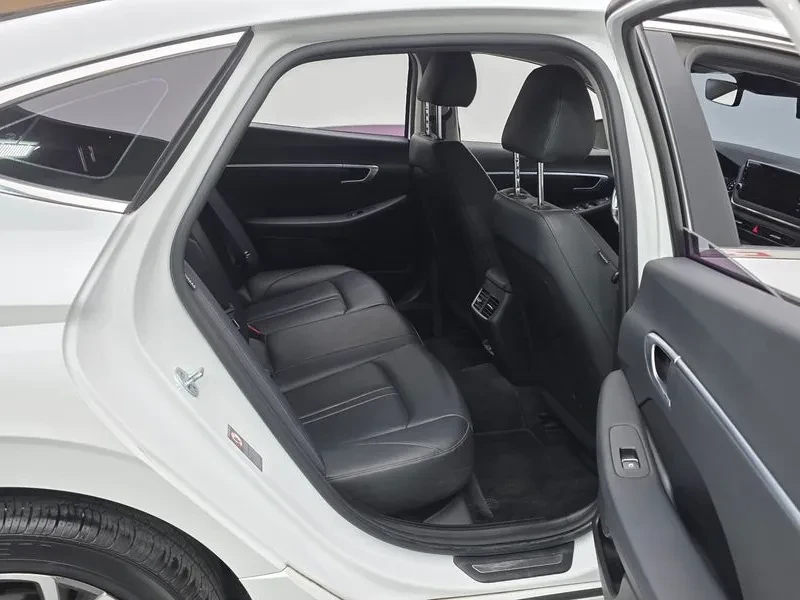 Hyundai Sonata 2.0 - САМО 30% АВАНС, снимка 11 - Автомобили и джипове - 55940400