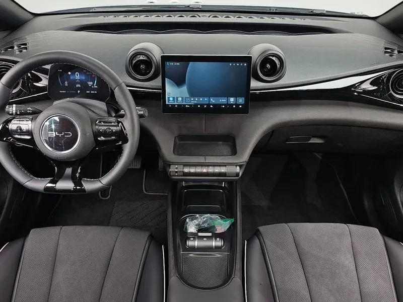 BYD Dolphin САМО 30% АВАНС, снимка 6 - Автомобили и джипове - 56223362
