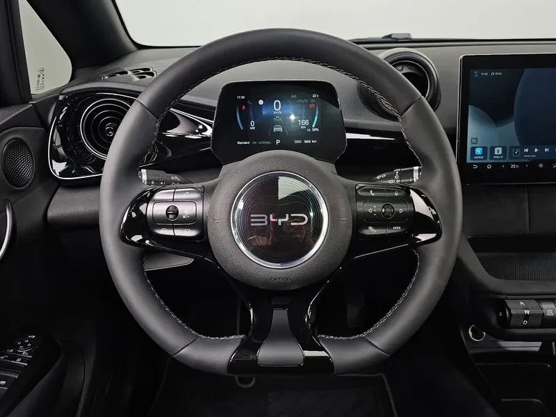 BYD Dolphin САМО 30% АВАНС, снимка 12 - Автомобили и джипове - 56223362