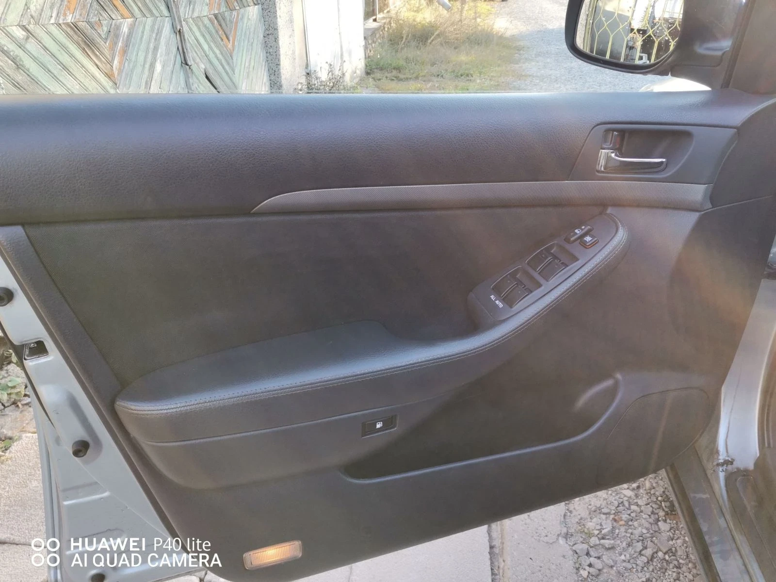 Toyota Avensis 2.2D4D - изображение 7