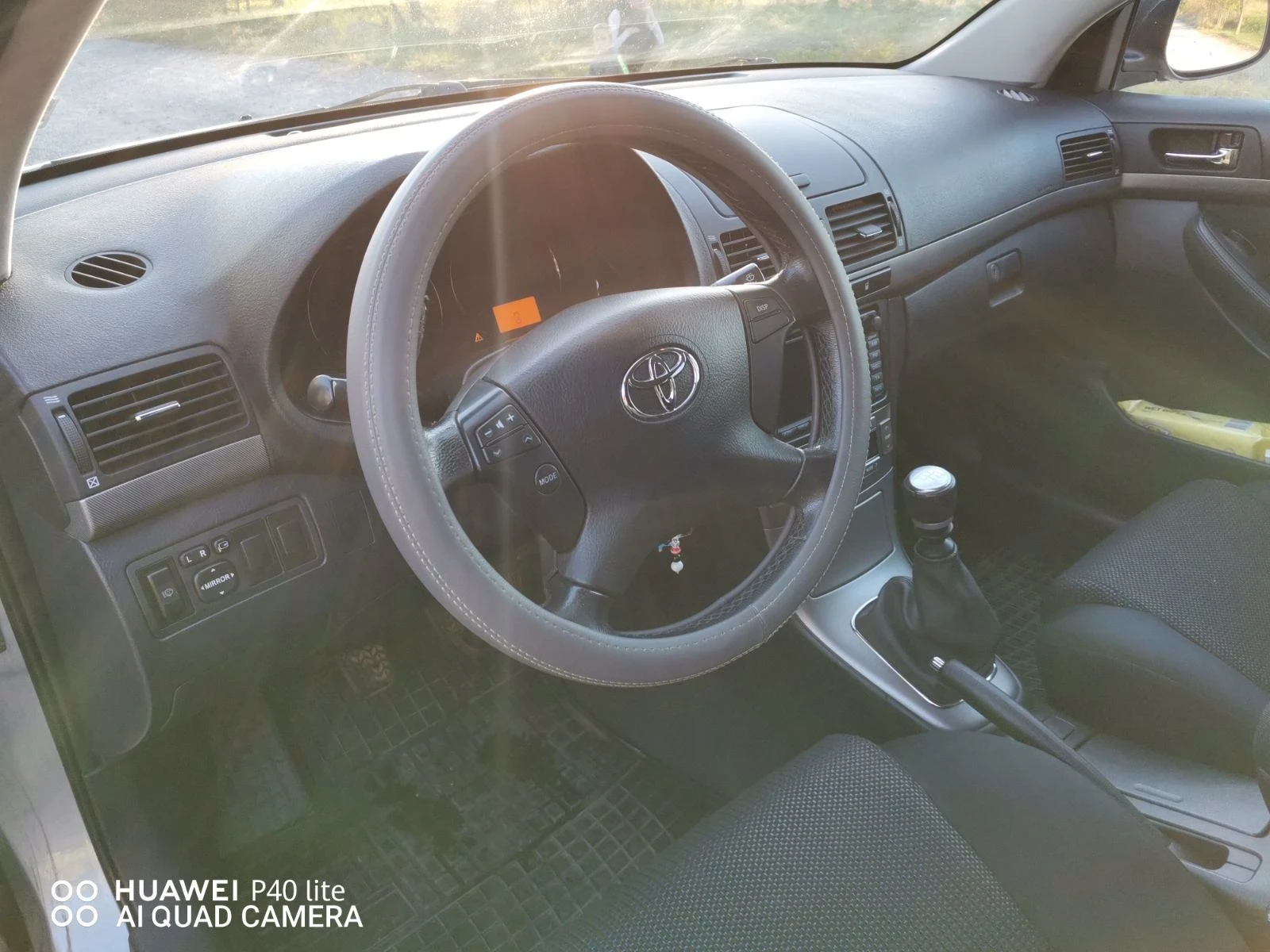 Toyota Avensis 2.2D4D - изображение 9