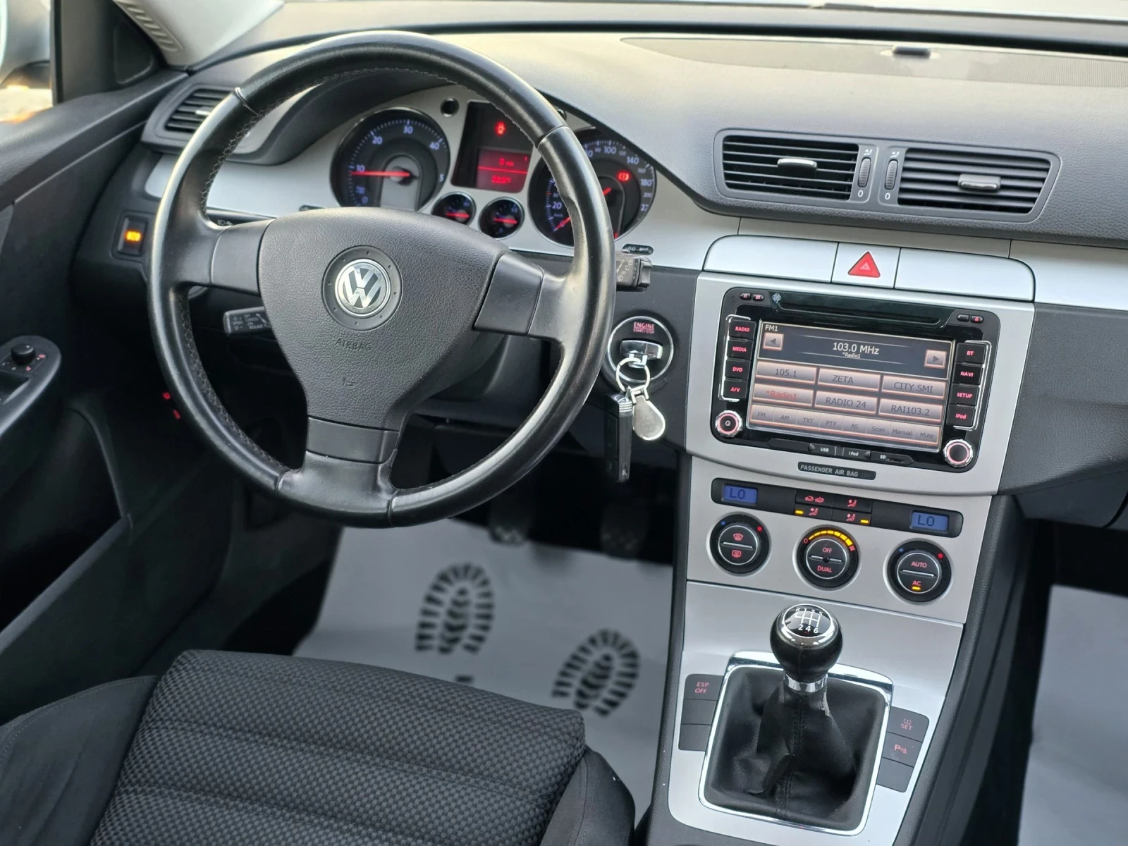 VW Passat 2.0tdi 140hp * BMP* Ksenon Navi Sportline | Mobile.bg   13