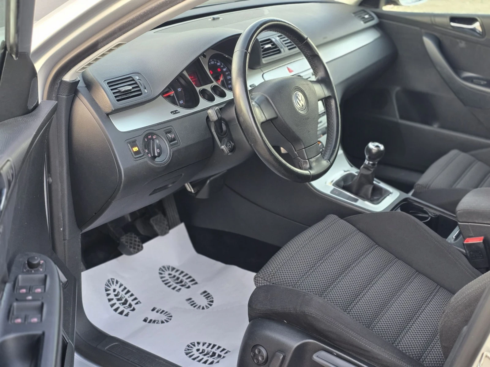 VW Passat 2.0tdi 140hp * BMP* Ksenon Navi Sportline - изображение 9