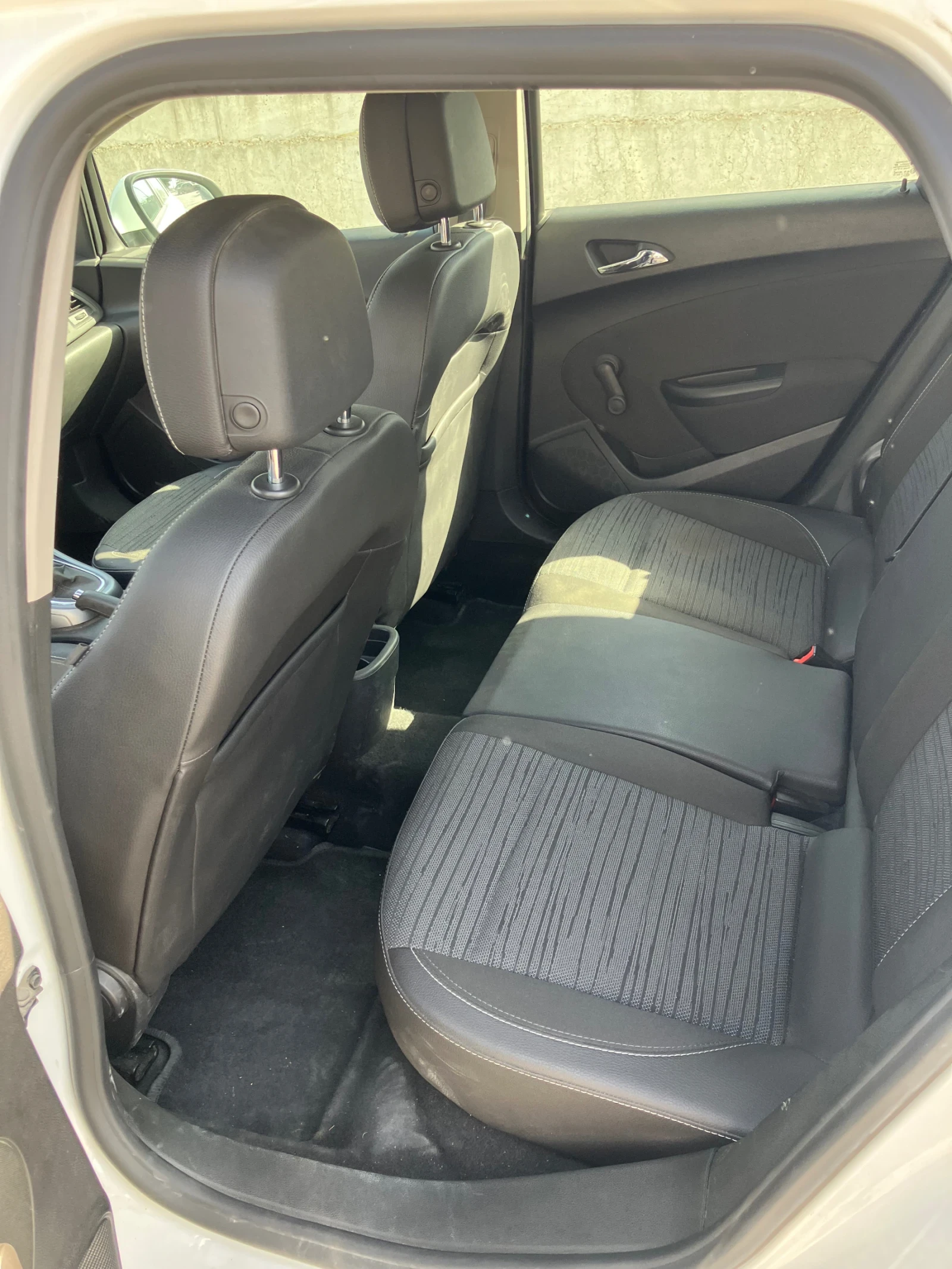 Opel Astra 1.4 Т LPG Sports Tourer - изображение 9