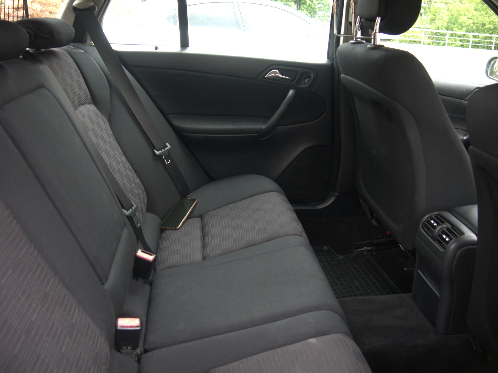 Mercedes-Benz C 220 T-mod - изображение 9