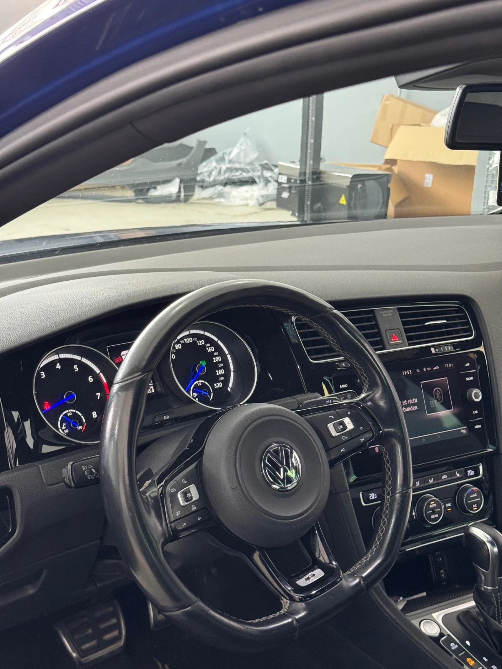 VW Golf VII R 2.0 tsi - изображение 5