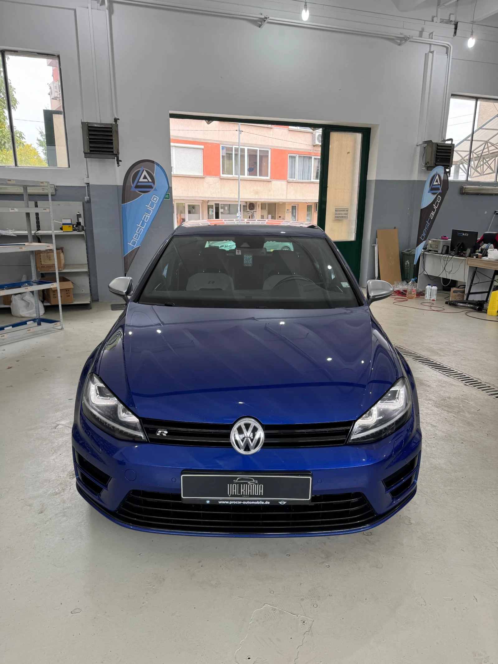 VW Golf VII R 2.0 tsi - изображение 2