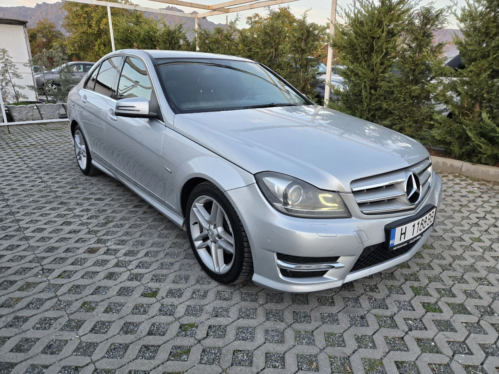 Mercedes-Benz C 220 2.2CDI-170кс= АВТОМАТ= AMG LINE= FACELIFT= ПОДГРЕВ - изображение 2