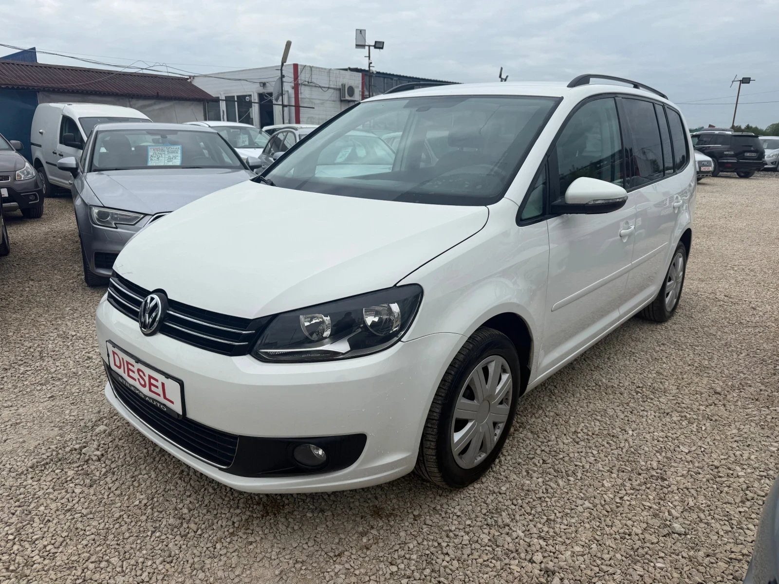 VW Touran Дизел -7 места