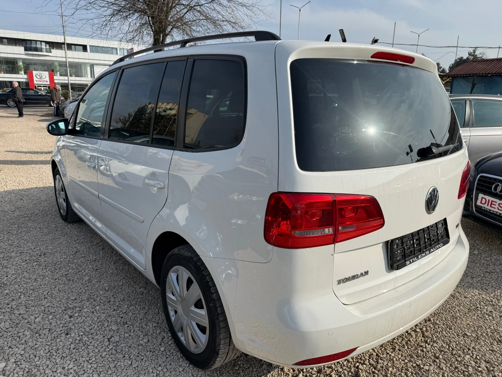 VW Touran ����� -7 ����� | Mobile.bg � ����������� 5