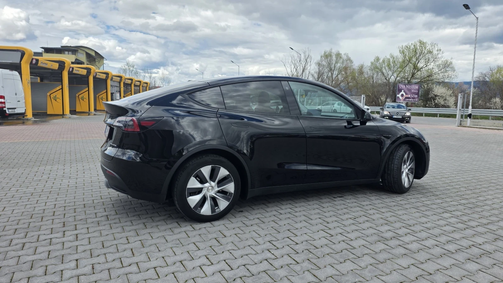 Tesla Model Y AWD DUAL MOTOR  , снимка 7 - Автомобили и джипове - 53747275