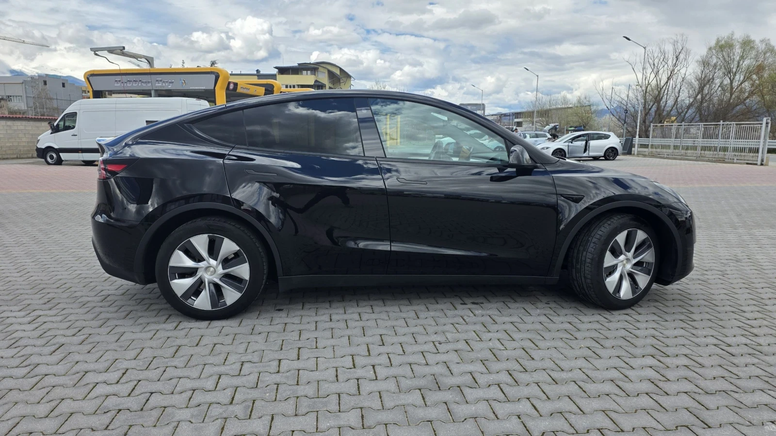 Tesla Model Y AWD DUAL MOTOR  , снимка 8 - Автомобили и джипове - 53747275