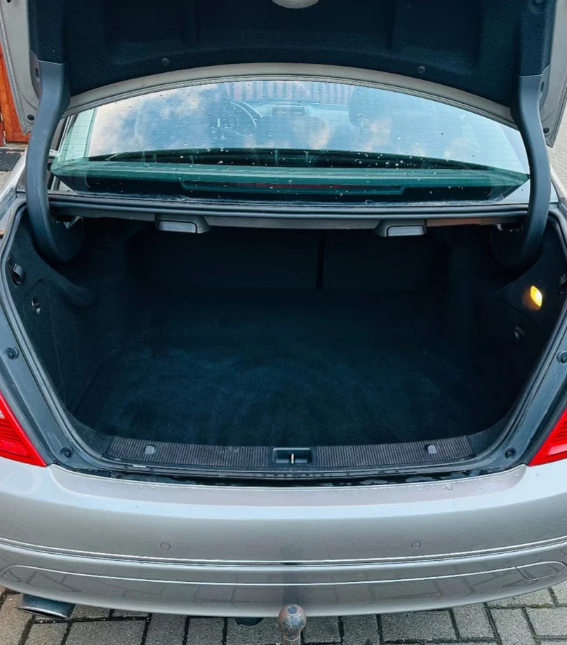 Mercedes-Benz C 220, снимка 9 - Автомобили и джипове - 53989093