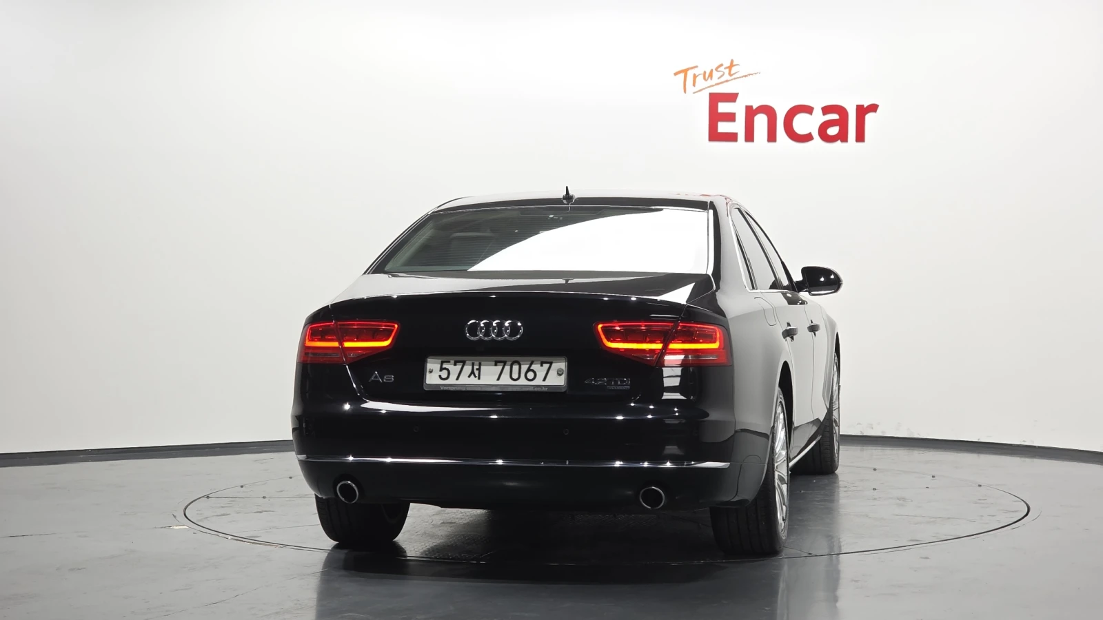 Audi A8 4.2TDI !МАСАЖИ! PANO! !360!, снимка 4 - Автомобили и джипове - 54952923