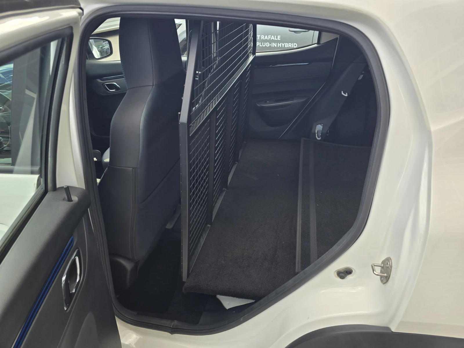 Dacia Spring Electric 45 (33kW), снимка 12 - Автомобили и джипове - 55077891