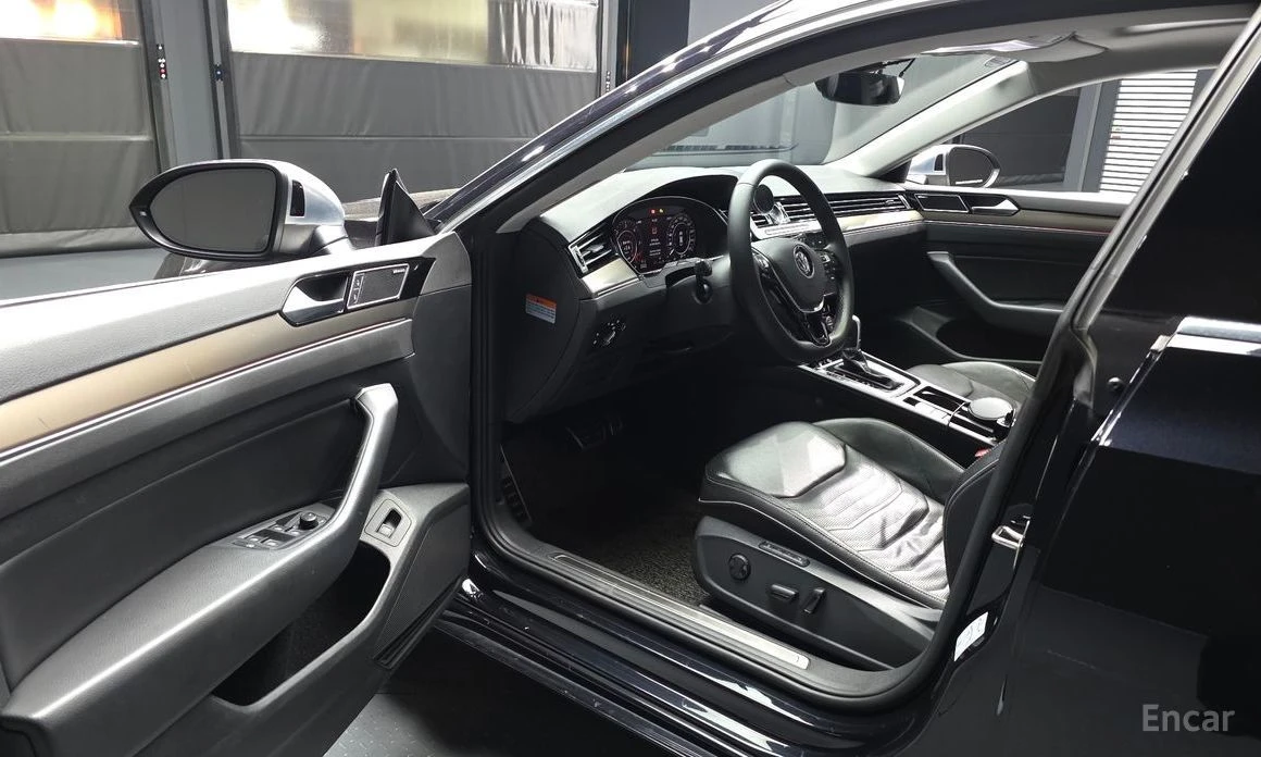 VW Arteon, снимка 10 - Автомобили и джипове - 55181541