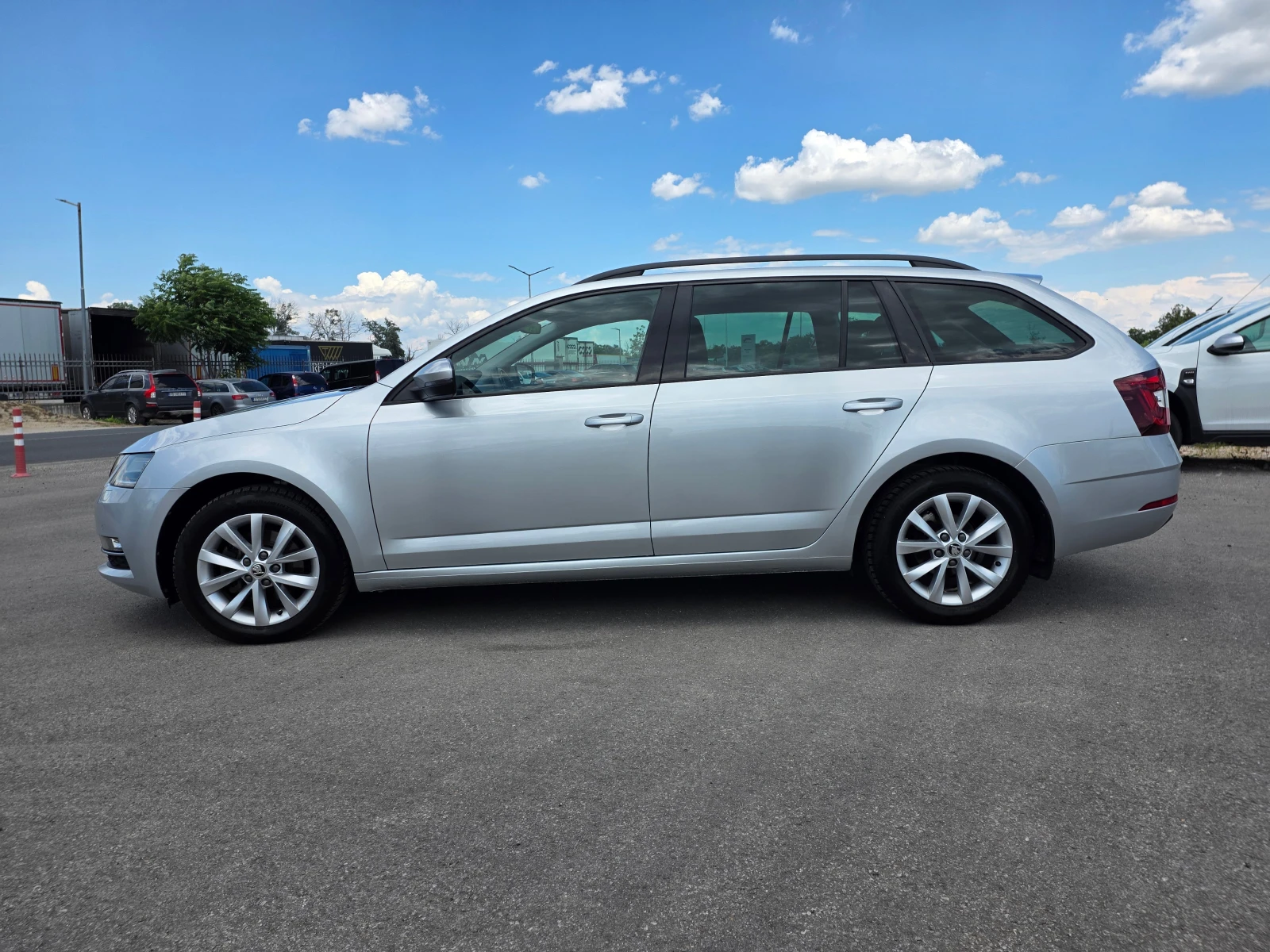 Skoda Octavia 2.0 TDI М/Т-150кс, снимка 2 - Автомобили и джипове - 55221093