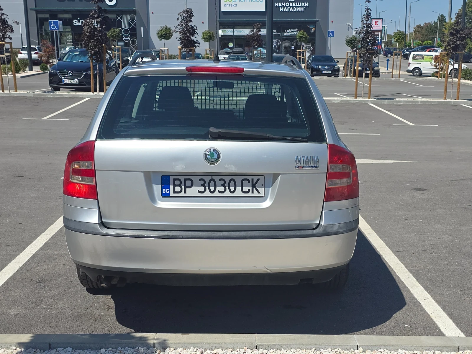 Skoda Octavia Комби 1.9TDI 4x4, снимка 4 - Автомобили и джипове - 55737511