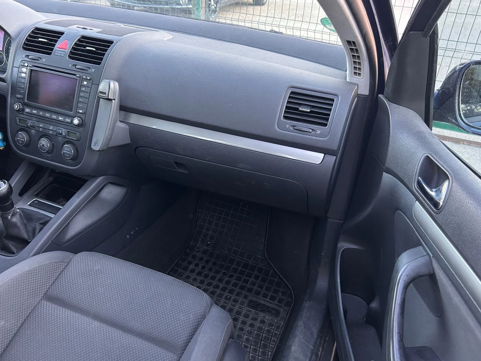VW Golf, снимка 9 - Автомобили и джипове - 55742872