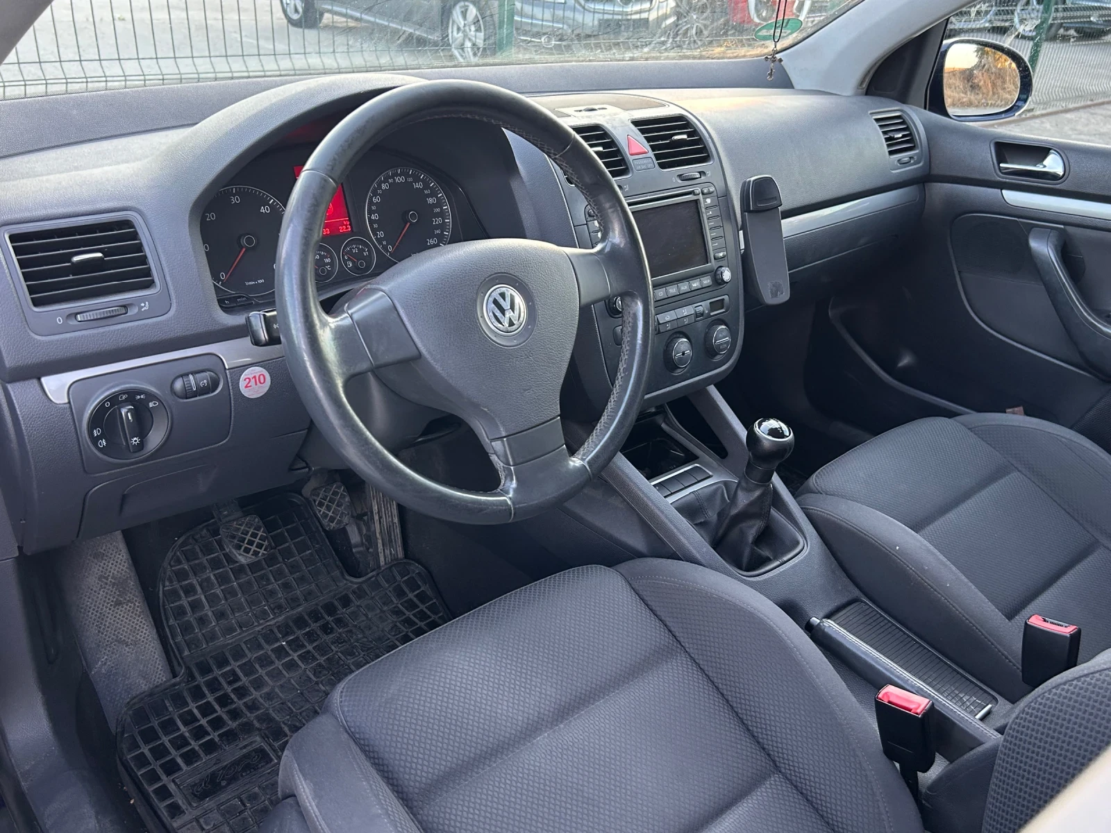 VW Golf, снимка 8 - Автомобили и джипове - 55742872