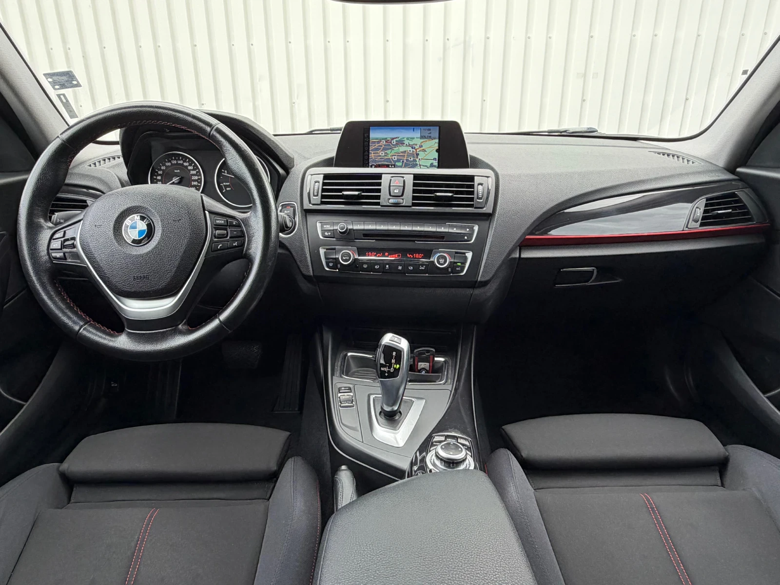 BMW 120 2.0d/ SPORT/ SHADOW LINE/PDC/BI XENON/LED/TOP | Mobile.bg � ����������� 11