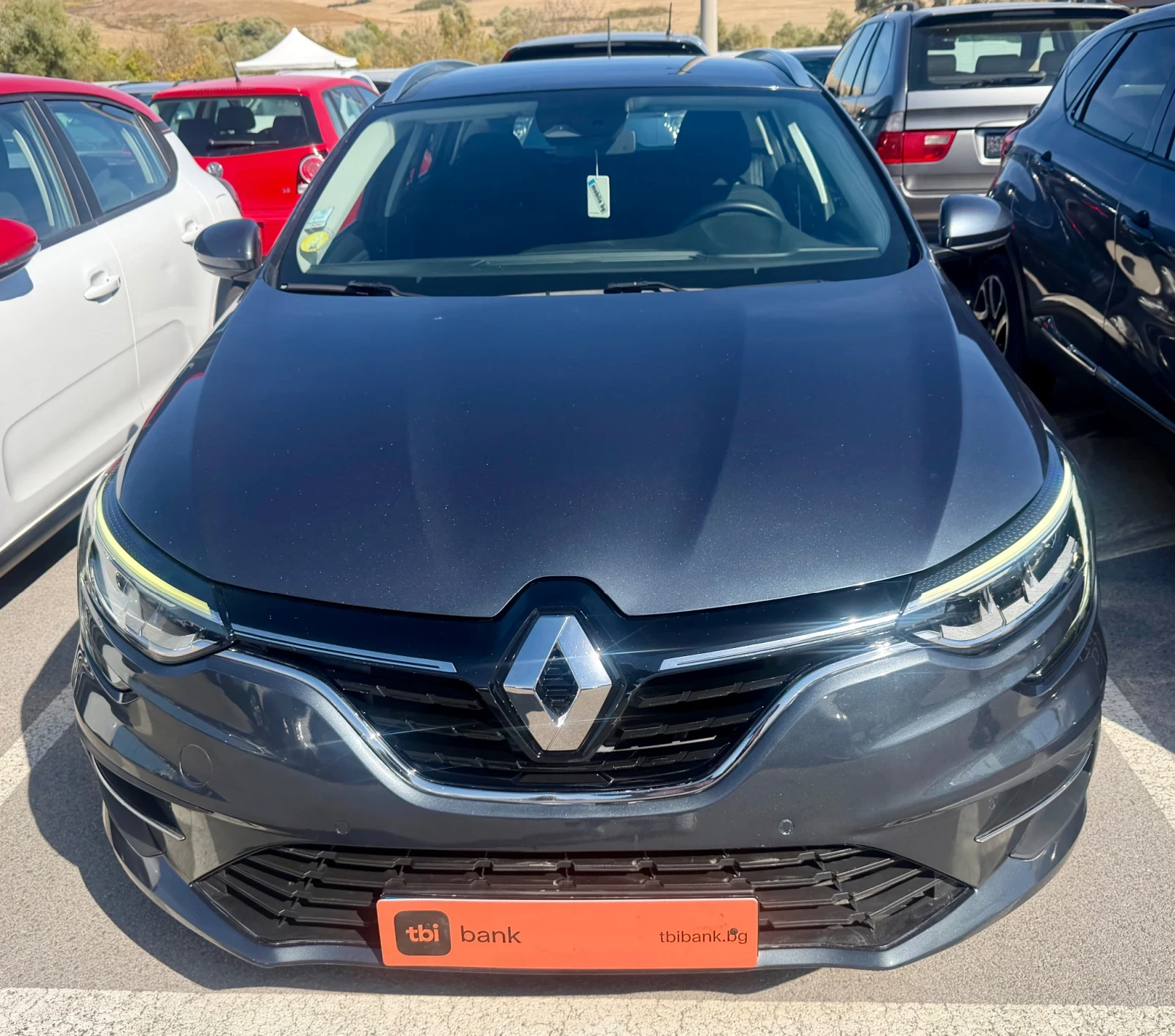 Renault Megane 1.5BDCI Automatic LED * KTEO* , снимка 2 - Автомобили и джипове - 56415704