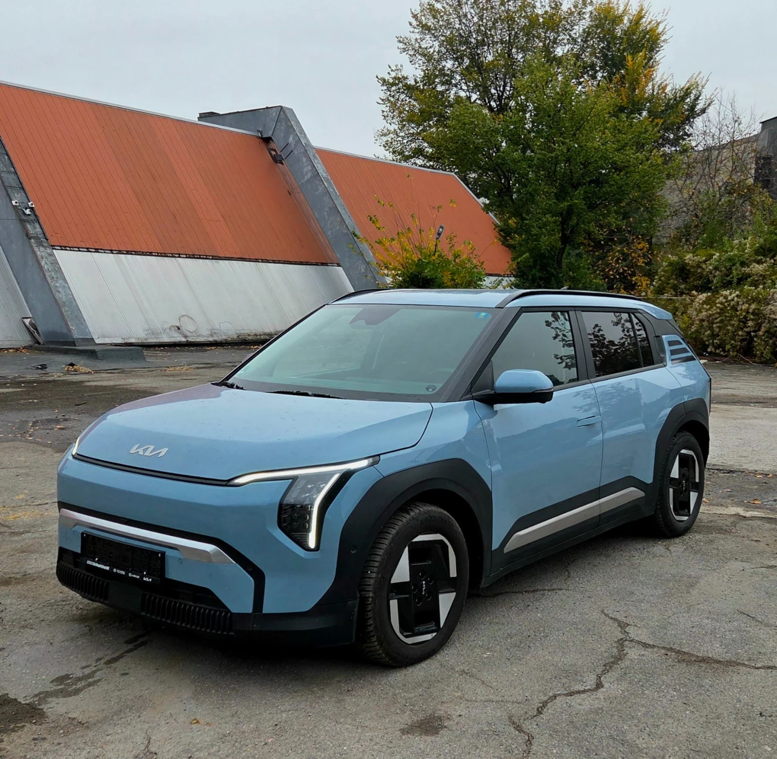 Kia EV3 81.4KWh/Long Range/Сервизна Книжка, снимка 4 - Автомобили и джипове - 56712354
