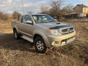 Toyota Hilux 2.5, снимка 1