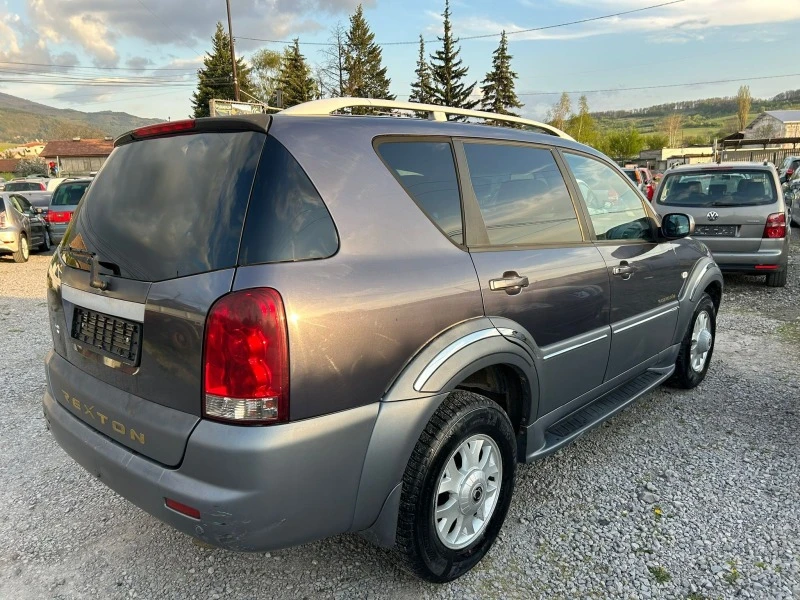 SsangYong Rexton, снимка 4 - Автомобили и джипове - 45280829