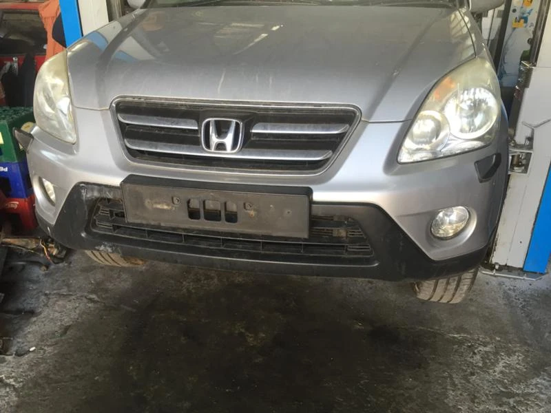 Honda Cr-v 2.0 i 155kc, снимка 16 - Автомобили и джипове - 34973956