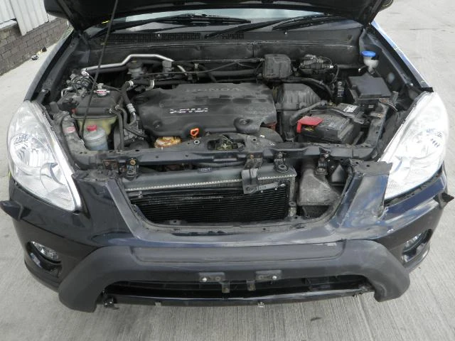 Honda Cr-v 2.0 i 155kc, снимка 3 - Автомобили и джипове - 34973956