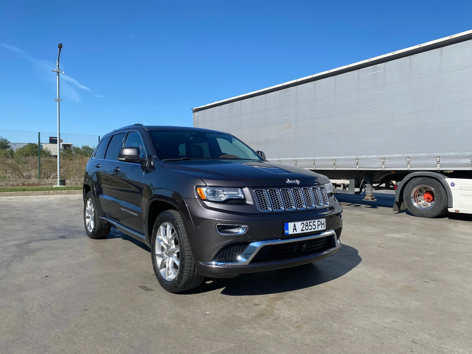 Jeep Grand cherokee SUMMIT 3.6  V6 - изображение 3