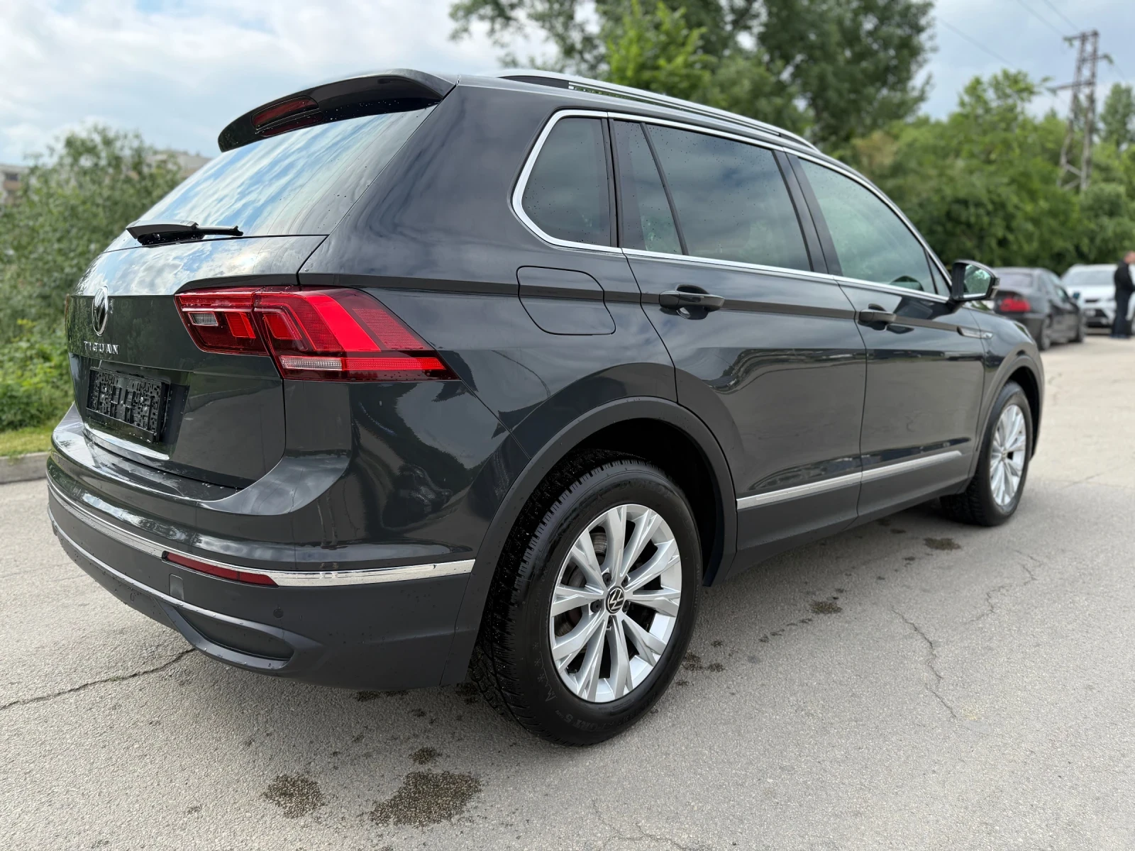 VW Tiguan  - изображение 7