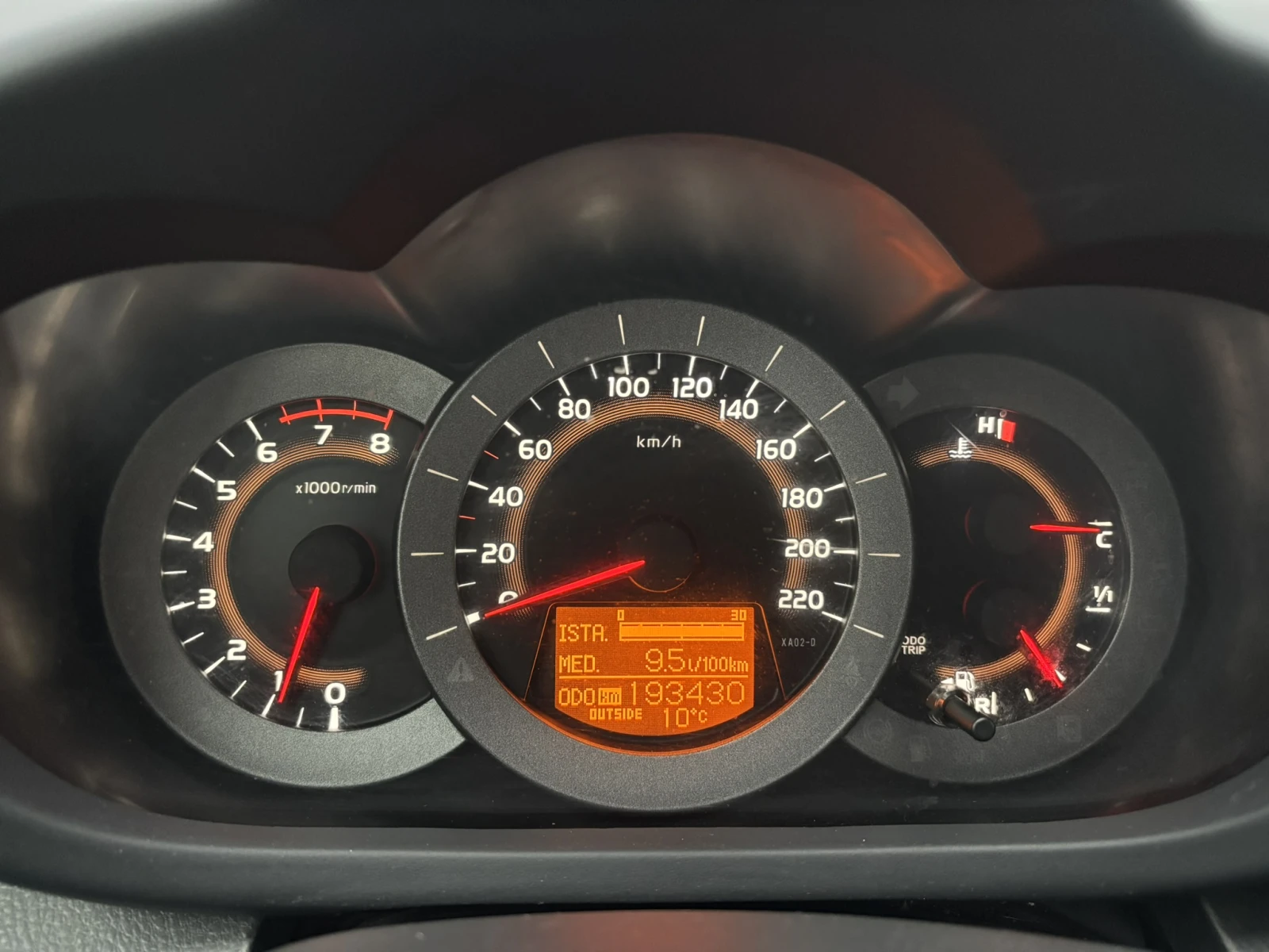 Toyota Rav4 2.0-Бензин - изображение 10