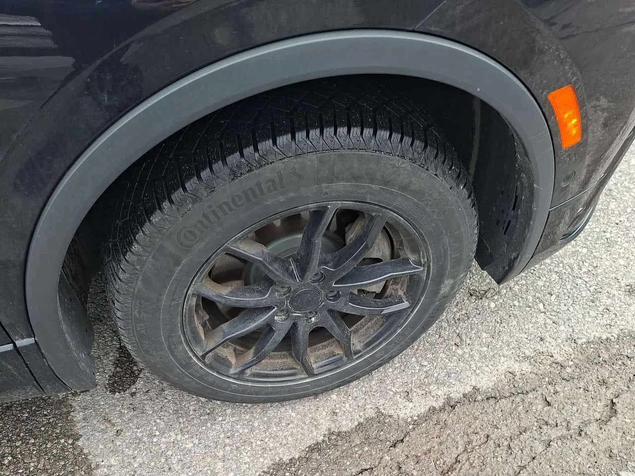 VW Tiguan * Highline R Line * ДИГИТАЛНО * ПОДГРЕВ * КАМЕРА, снимка 7 - Автомобили и джипове - 54058079